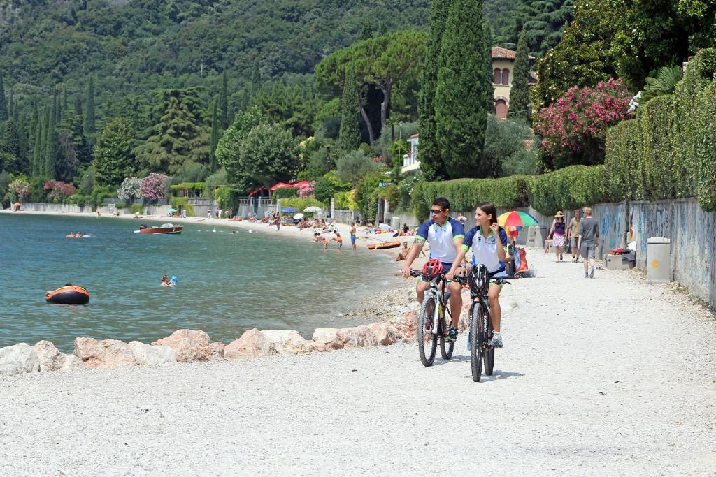 Hotel La Perla - Bike Hotel Γκάρντα Εξωτερικό φωτογραφία