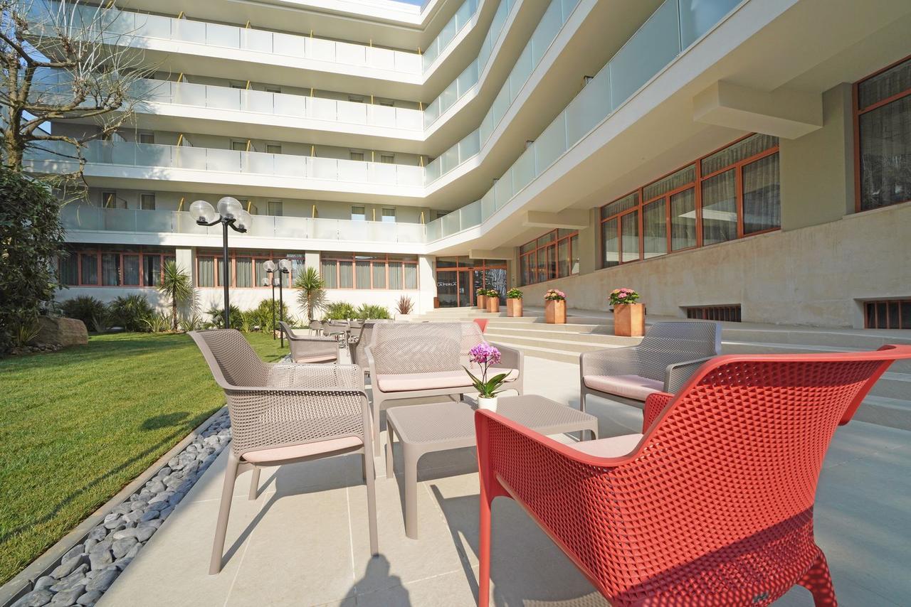 Hotel La Perla - Bike Hotel Γκάρντα Εξωτερικό φωτογραφία