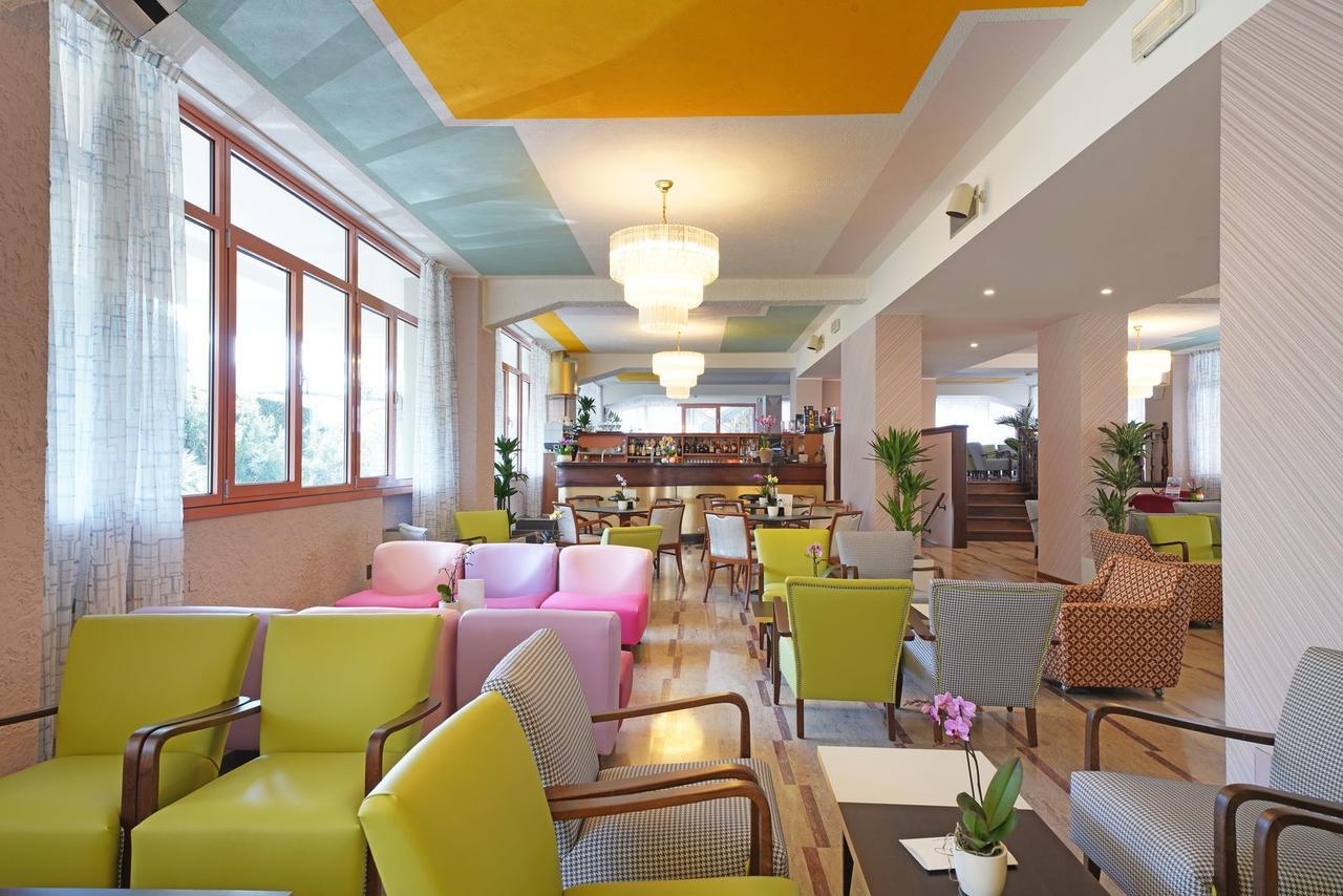 Hotel La Perla - Bike Hotel Γκάρντα Εξωτερικό φωτογραφία