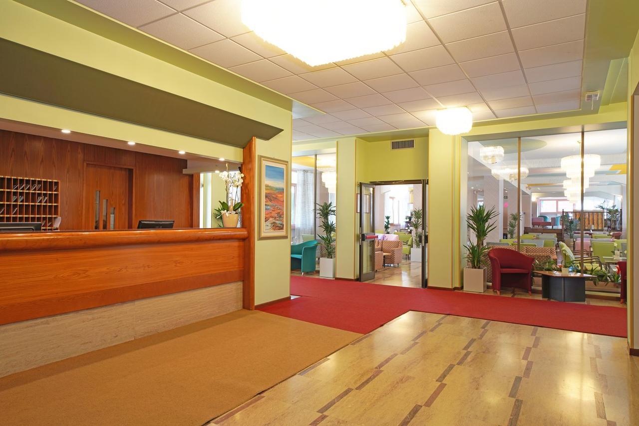 Hotel La Perla - Bike Hotel Γκάρντα Εξωτερικό φωτογραφία