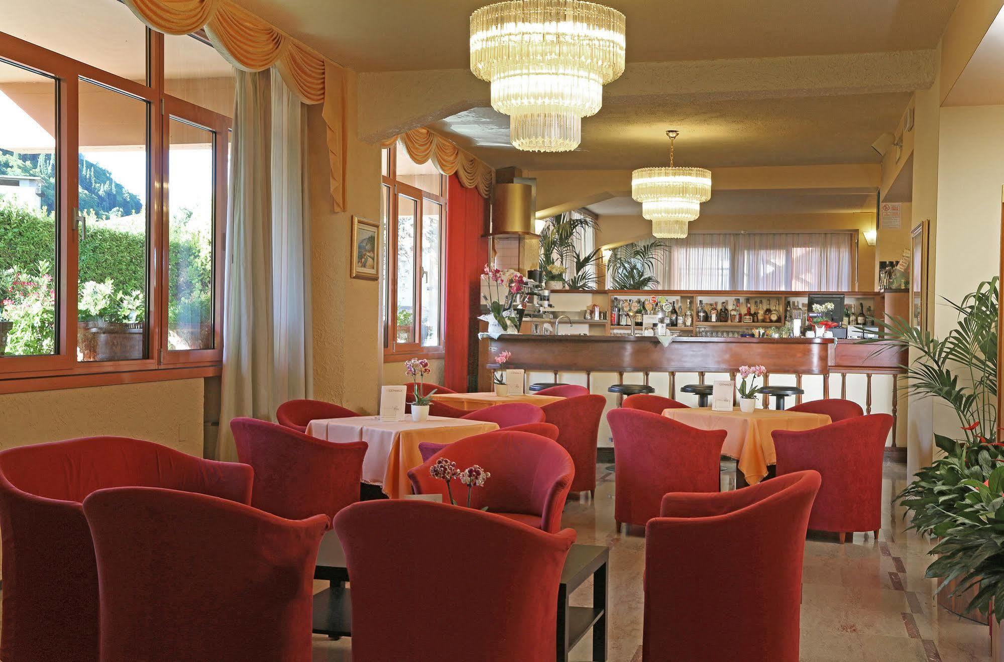 Hotel La Perla - Bike Hotel Γκάρντα Εξωτερικό φωτογραφία