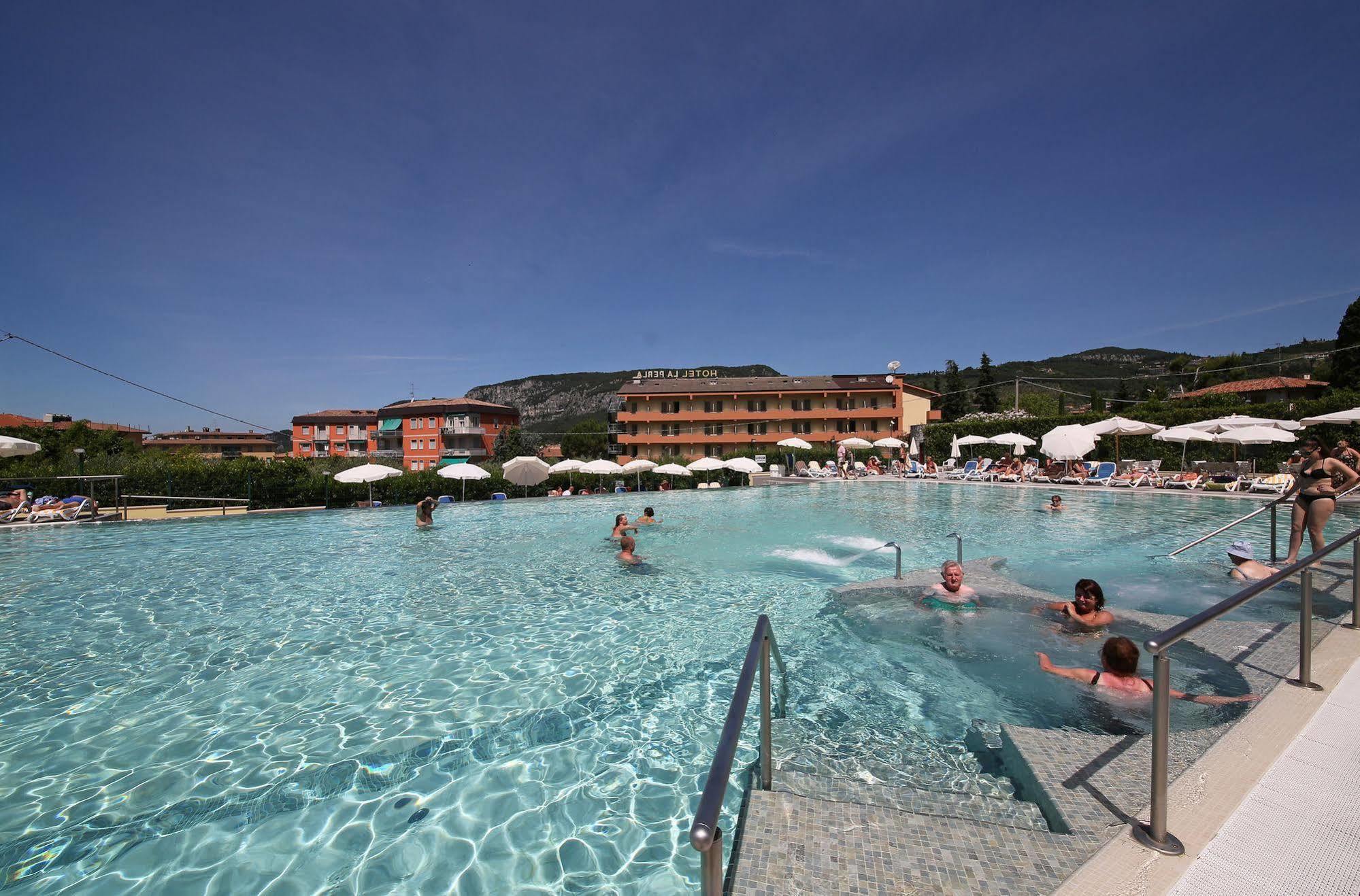 Hotel La Perla - Bike Hotel Γκάρντα Εξωτερικό φωτογραφία